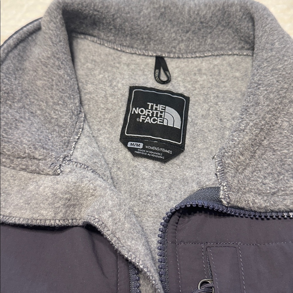 The North Face Women's Two-Tone Light Purple/Gray Performance Jacket - Picture 3 of 4